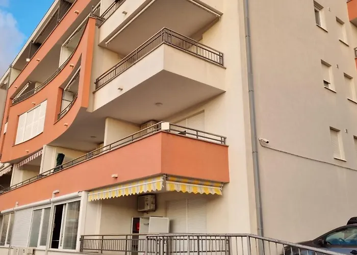 Apartment Nina